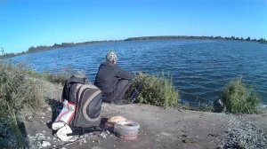 Рыбалка на ВДХ.Красноперка на Опарыша..