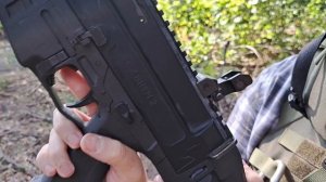 Обзор чешского автомата CZ Bren2 из трофеев штурмовиков группировки Центр. mp4