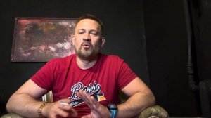Она изменяет тебе, чтобы мстить