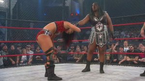 Tara vs Awesome Kong (TNA Turning Point, 2009)