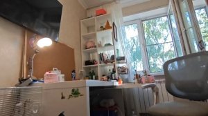 перебираю вещи в комнате готовлюсь к школе 🙃  1часть