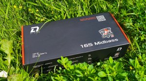 Ставим DL Audio Gryphon Pro 165 Midbass в задние двери Весты