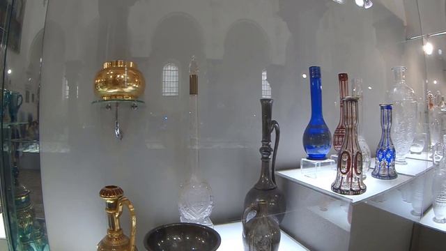 Монастыри, храмы, часовни