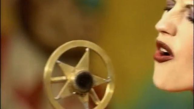 The Cranberries - Ridiculous Thoughts