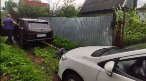 Лучше Нивы может только Нива) : спасательная миссия