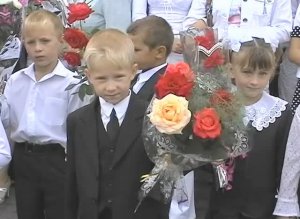 День знаний в Казанской школе. 2004 год