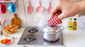 Кокосовое карри с говядиной: Игрушечный кухонный набор, приготовление мини-еды, миниатюрное ASMR