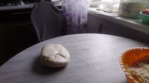 Домашние хлопоты весь день на ногах.
