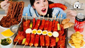 Мукбанг - лапша с чёрным соусом - вкусный выпуск