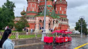Прогулка под дождём по центру Москвы ☔ Красная площадь и Собор Василия Блаженного
