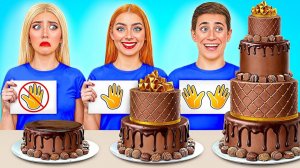 Едим Без рук vs Одной рукой vs Двумя руками Челлендж # Битвы с Едой от Funny DO Challenge