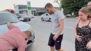 Шо за банда!? Каратели ТЦК получают отпор от местных. Мобилизация идет по плану.