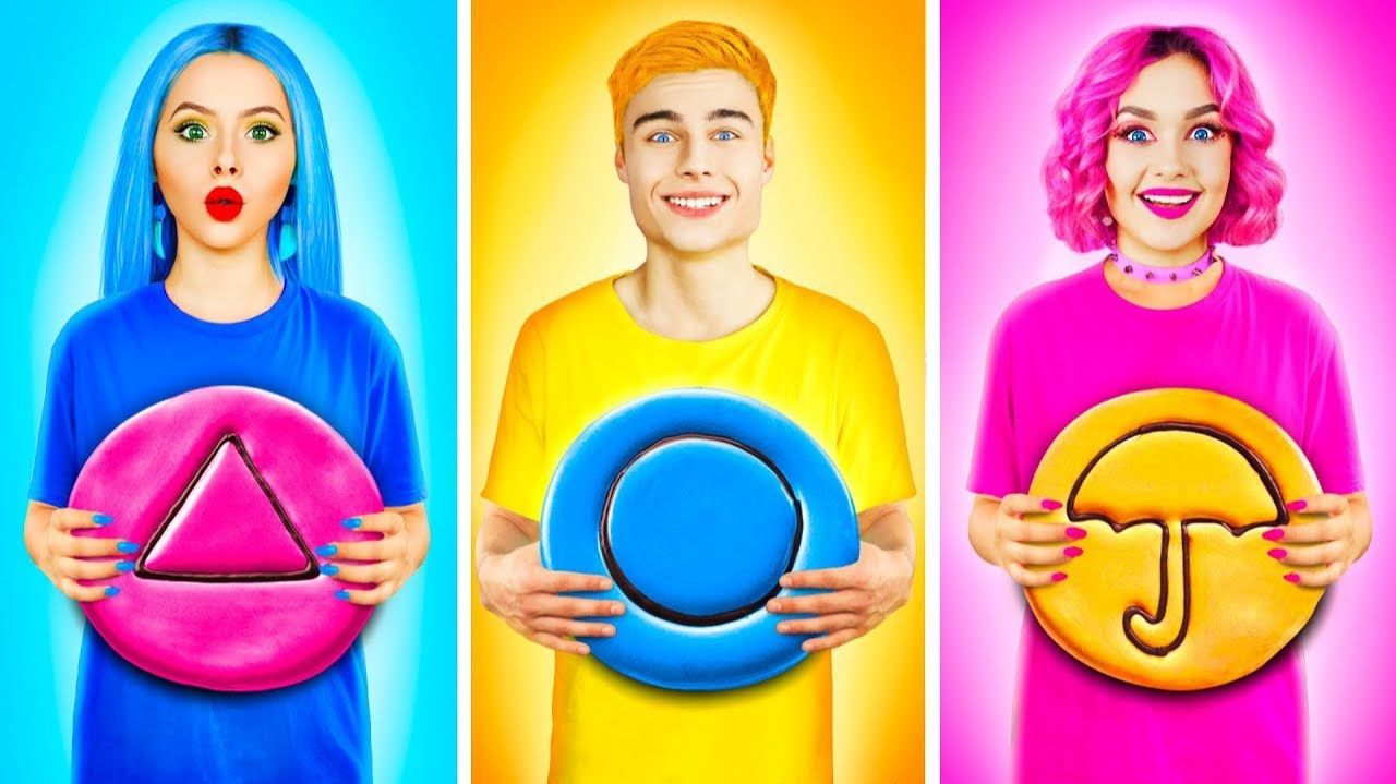 БОЛЬШАЯ, СРЕДНЯЯ И МАЛЕНЬКАЯ ЕДА ЧЕЛЛЕНДЖ # Едим Розовую Vs Синюю Vs Желтую еду от RATATA CHALL