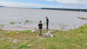 Подкопали картошку, приготовили жаркое. В лес, на Ангару сьездили.