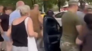 Львов - взяли за руки за ноги и понесли на войну...
