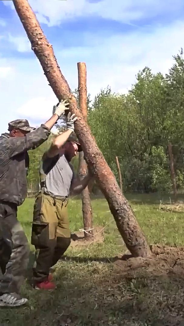 Как СТРОИЛИ ДОМ на заброшенном участке для лошадей