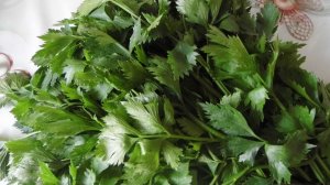 Как я заготавливаю на зиму листовой сельдерей