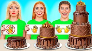 Едим Без рук vs Одной рукой vs Двумя руками Челлендж # Смешные Cитуации от Funny DO Challenge