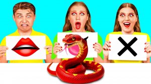 Откуси Лизни или Ничего Челлендж # Смешные Рецепты с Едой от DaRaDa Challenge