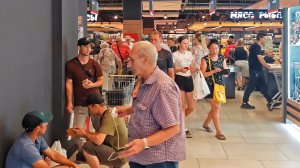 Мариуполь Сегодня Массовое прибытие жителей в новое место Света нет