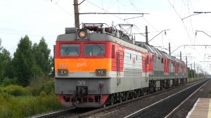 ЭП1-332 с перегоняемыми тепловозами ТЭП70БС-330, 332, 320, 378 следует через о.п. Красная речка