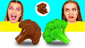 Челлендж. Шоколадная Еда vs Настоящая еда # Вкусные Кухонные Лайфхаки от DaRaDa Challenge