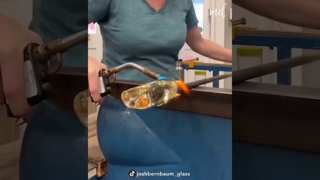 Преобразование стекла в элегантные изделия.