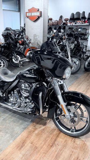 2013 HD Street Glide Special 103 ABS Vivid Black 30K (VIN 5HD***2400)