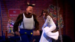[Remastered 4K] Paula Abdul and James Corden -_Opposites Attract_ (The Late Late Show)