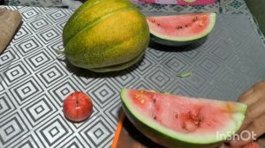Пробуем первый арбуз 🍉 и первую дыню.