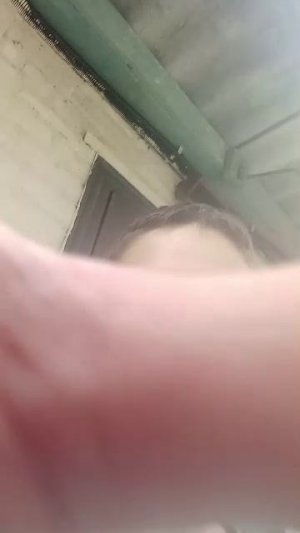 Артур катается на своём велике