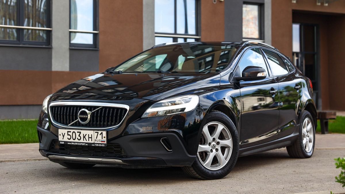 Честная продажа Volvo V40 Cross Country 2019