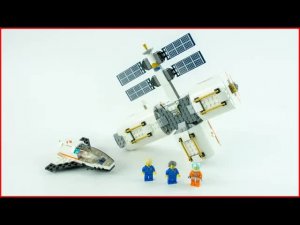 LEGO City 60227 Лунная космическая станция: быстрая сборка