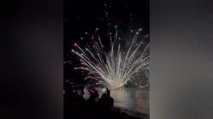 Десятки человек пострадали на фестивале фейерверков в Испании.

Во время запуска произошла неисправн