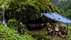 Простая жизнь в горах Непала: коровы, буйволы и сельские будни