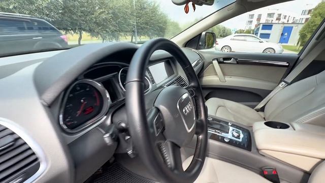 Audi Q7 2010 3.0 дизель