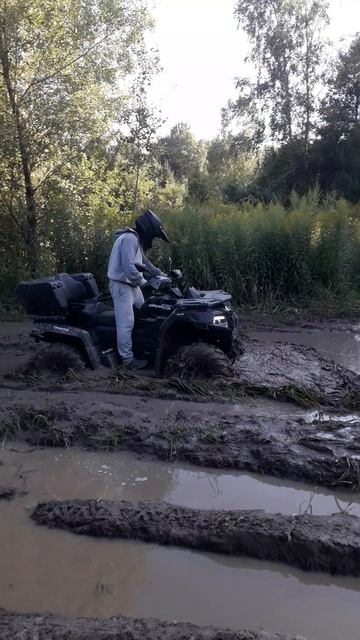 Преодоление препятствия на квадриках - Overcoming Obstacles On Quad Bikes
