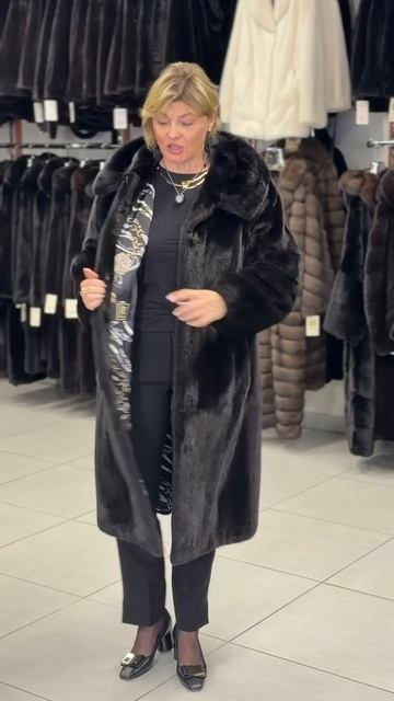 ‼️Коллекция изделий из аукционного меха норки  SAGA или Blackglama по летним ценам. ‼️233000р‼️