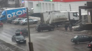 мальчик на колесе