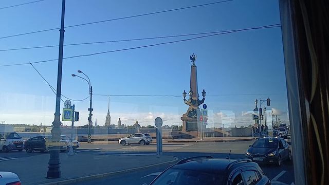 На Ретро-трамвае ЛМ-33 центру Санкт-Петербурга.  26 сентября 2025 года.