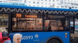 Автобус Лиаз-6213.65 следует по маршруту 759