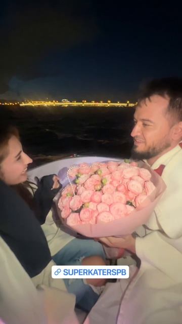 Прогулки на катере объединяют на всю оставшуюся жизнь!
