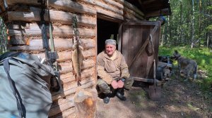 Щука на блесне, чай на костре. День у таёжной реки.