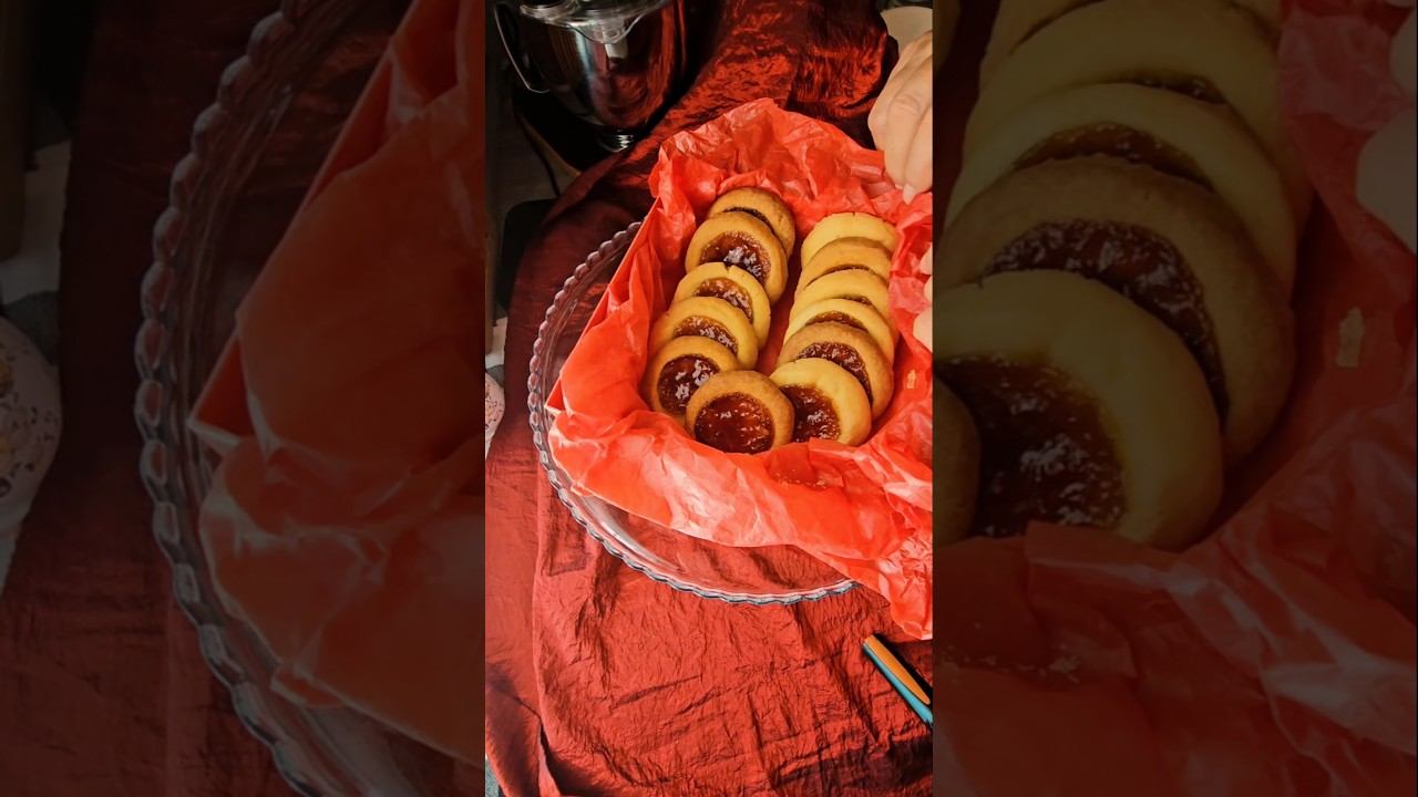ПЕСОЧНЫЕ ТАРТАЛЕТКИ-ГНЁЗДА С ЛЮБИМЫМ ДЖЕМОМ #провансаллочка   #рецепт