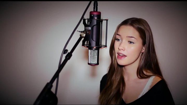 SARA FARELL- FADED