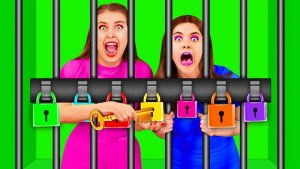 Побег из Комнаты Челлендж _ Смешные Моменты