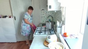 ТАК У НИХ ЗАВЕДЕНО. СЕГОДНЯ ЛЕНЬ!..