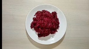 Простая закуска из свёклы на праздник или на каждый день.