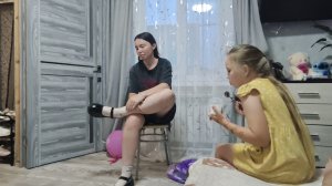 09-08-2026.Перетянула москитку.Убираю компот.