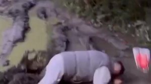 А вотон и Стас,он несёт арбуз 🍉